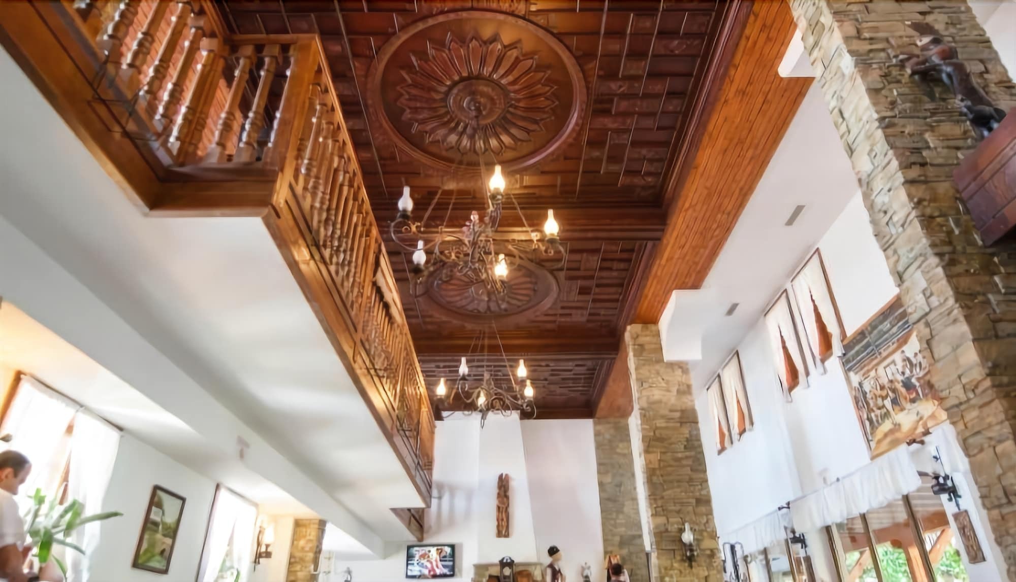 קרנבו Hotel Izvora מראה חיצוני תמונה